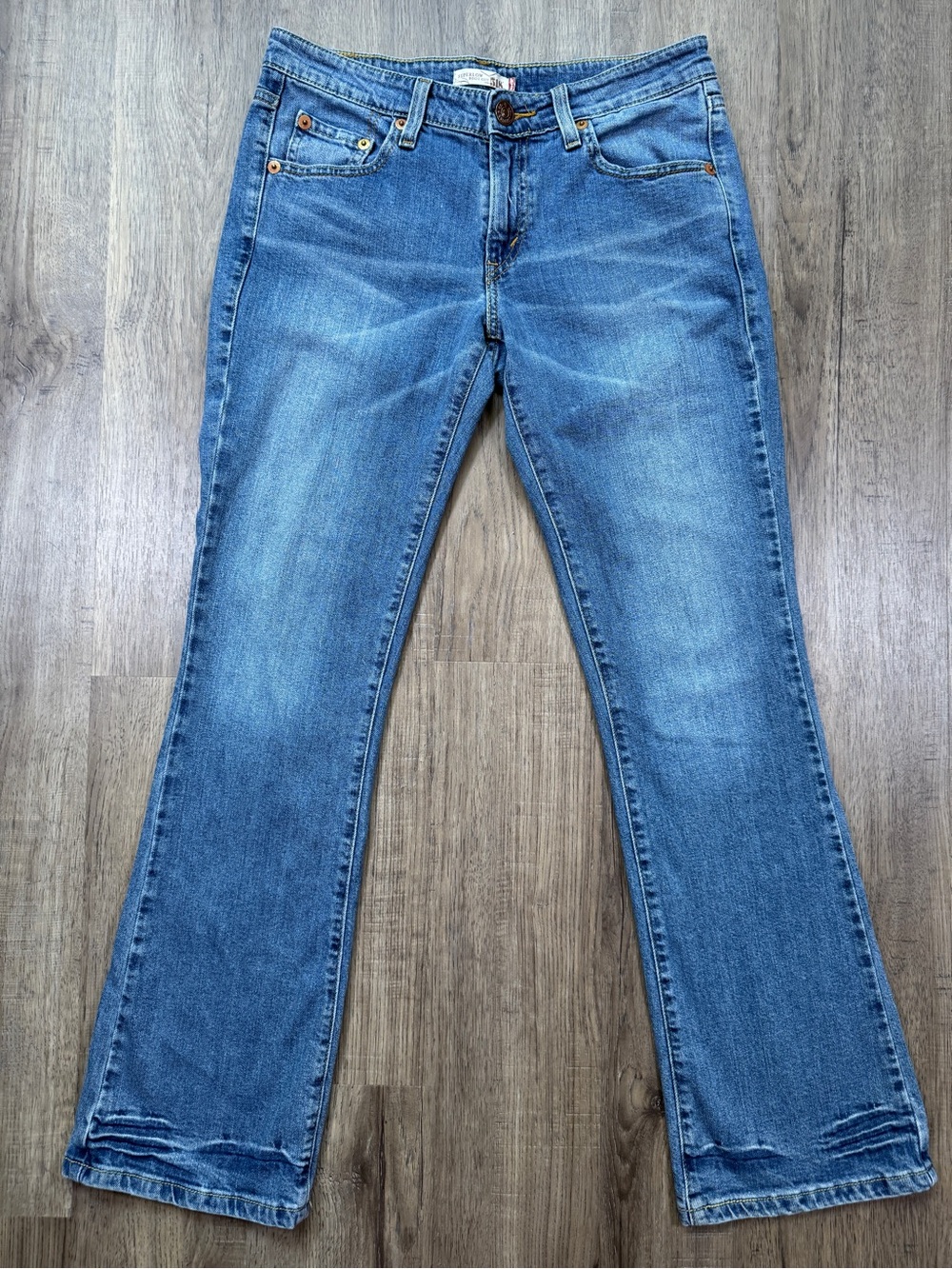 Levi's 518 Superlow Bootcut Jeans Medium Wash Juniors Size 9M